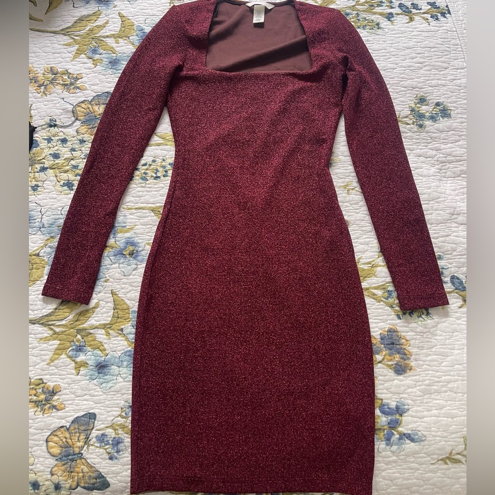 H&M Burgundy Bodycon Dress